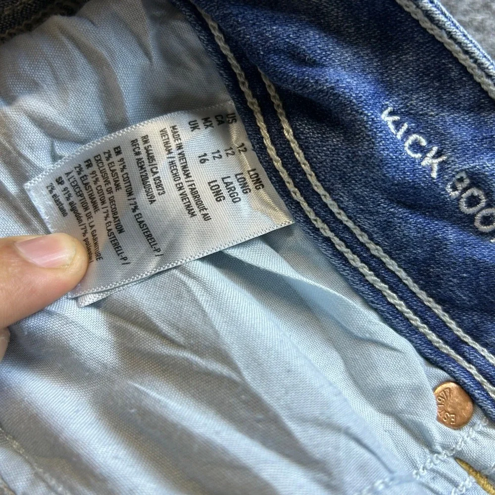American Eagle Shorts Womens Size 12 Long Blue Super Stretch Denim Raw Hem